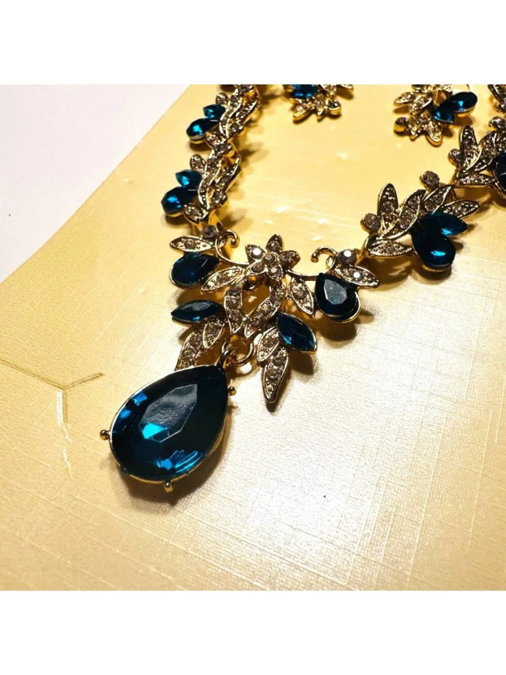 Dark Teal Necklace & Earrings Set With Teardrop Crystals Gold Tone